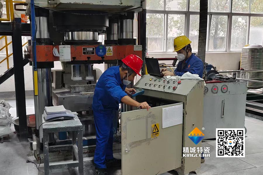 匠心攻堅：魏科團隊讓老設備煥發新活力